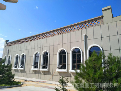 中盐榆林盐化公司外墙一体板，窗套工程